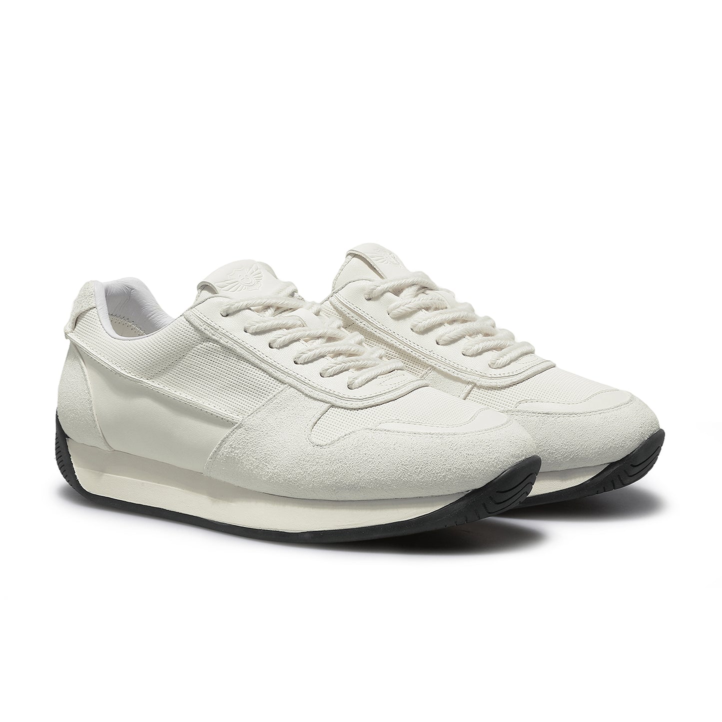 DESAI Durable Cowhide Leather Sneakers – Non-Slip & Comfortable DS3513