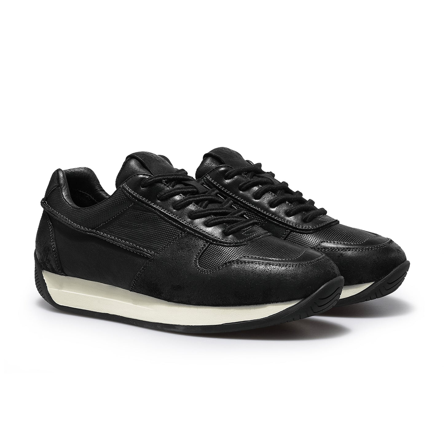 DESAI Durable Cowhide Leather Sneakers – Non-Slip & Comfortable DS3513